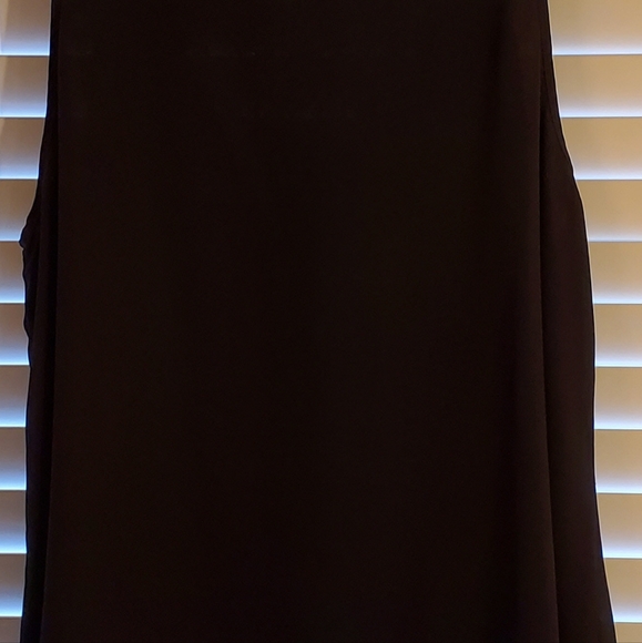Black Zac and Rachel Sleeveless Top - Picture 2 of 2